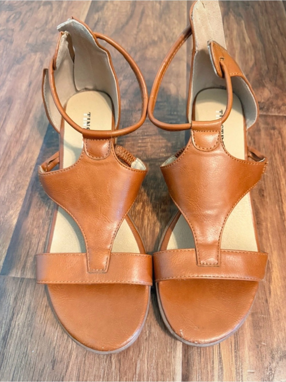Women's Cognac Ankle-Strap Sandals - Sleek Everyday Style